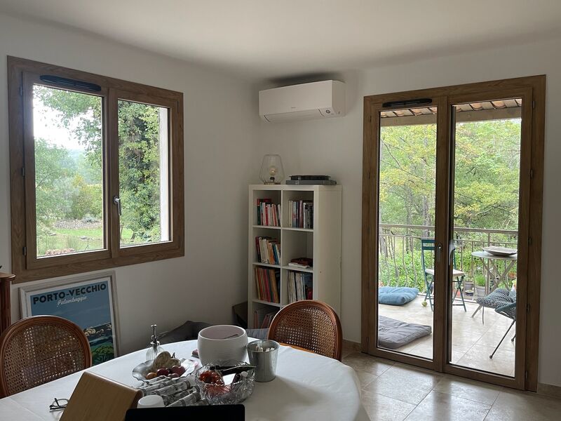 Projets de rénovation à Asnières-sur-Seine : l’importance de choisir une menuiserie locale