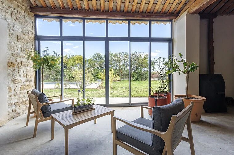 Isolation, design et longévité : les atouts de la menuiserie alu à Asnières-sur-Seine