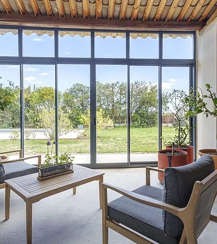 Isolation, design et longévité : les atouts de la menuiserie alu à Asnières-sur-Seine